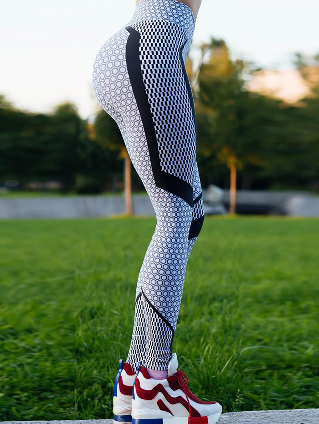 Womens High Waist Geometric Print Workout Leggings with Honeycomb Pattern